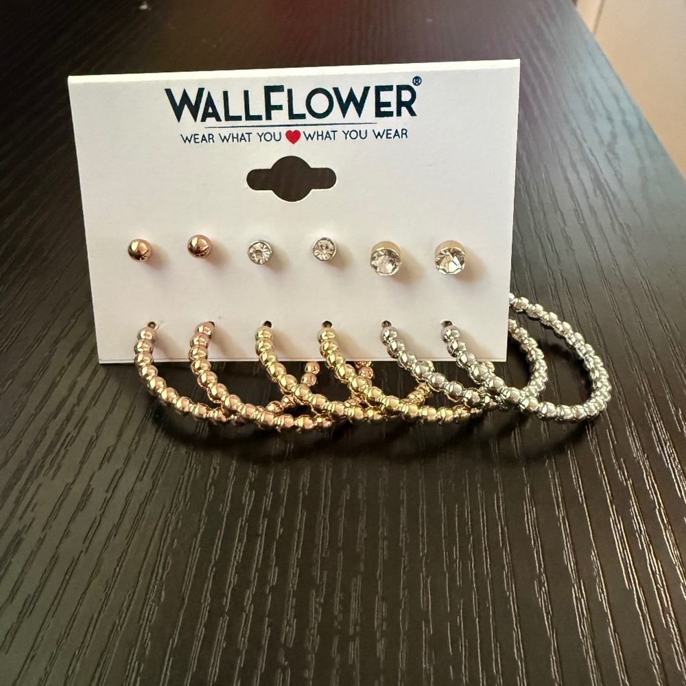 WALLFLOWER 6 PIECE EARRINGS